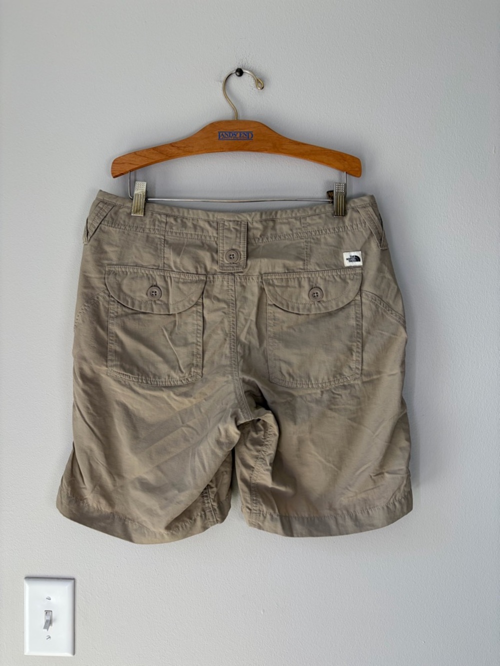 The North Face Women’s Khaki Tan Nylon Hiking Shorts Outdoor Athletic Breathable - Picture 2 of 10
